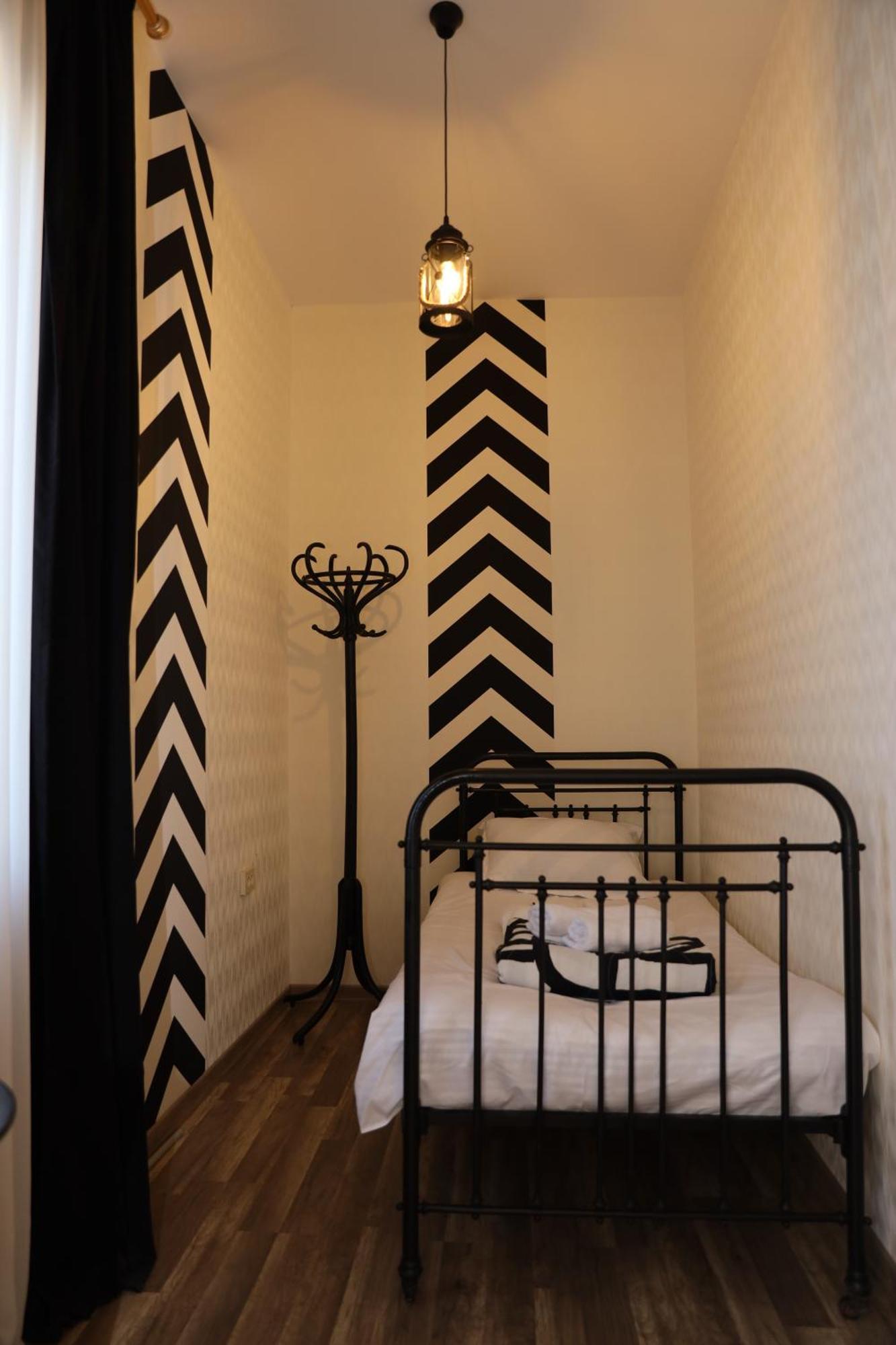 Feel House Hotel T'erjola Ngoại thất bức ảnh